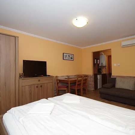 Vararok * غيولا