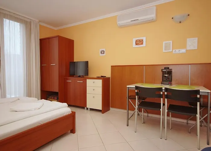 Apartman Várárok